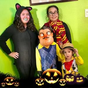 Meet your Posher, Liza